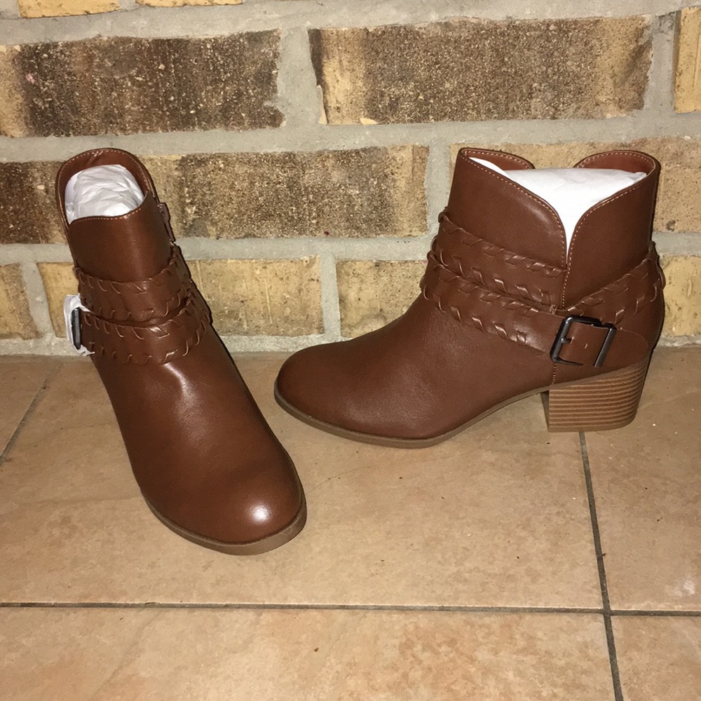 ✂️FINAL PRICE CUT!✂️ NEW! Style&Co booties sz9.5